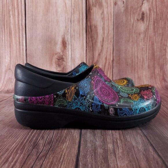 Crocs Womens 6 Neria Pro II Clog Multi Floral Slip Resistant Work Shoes 205385 - Picture 3 of 15